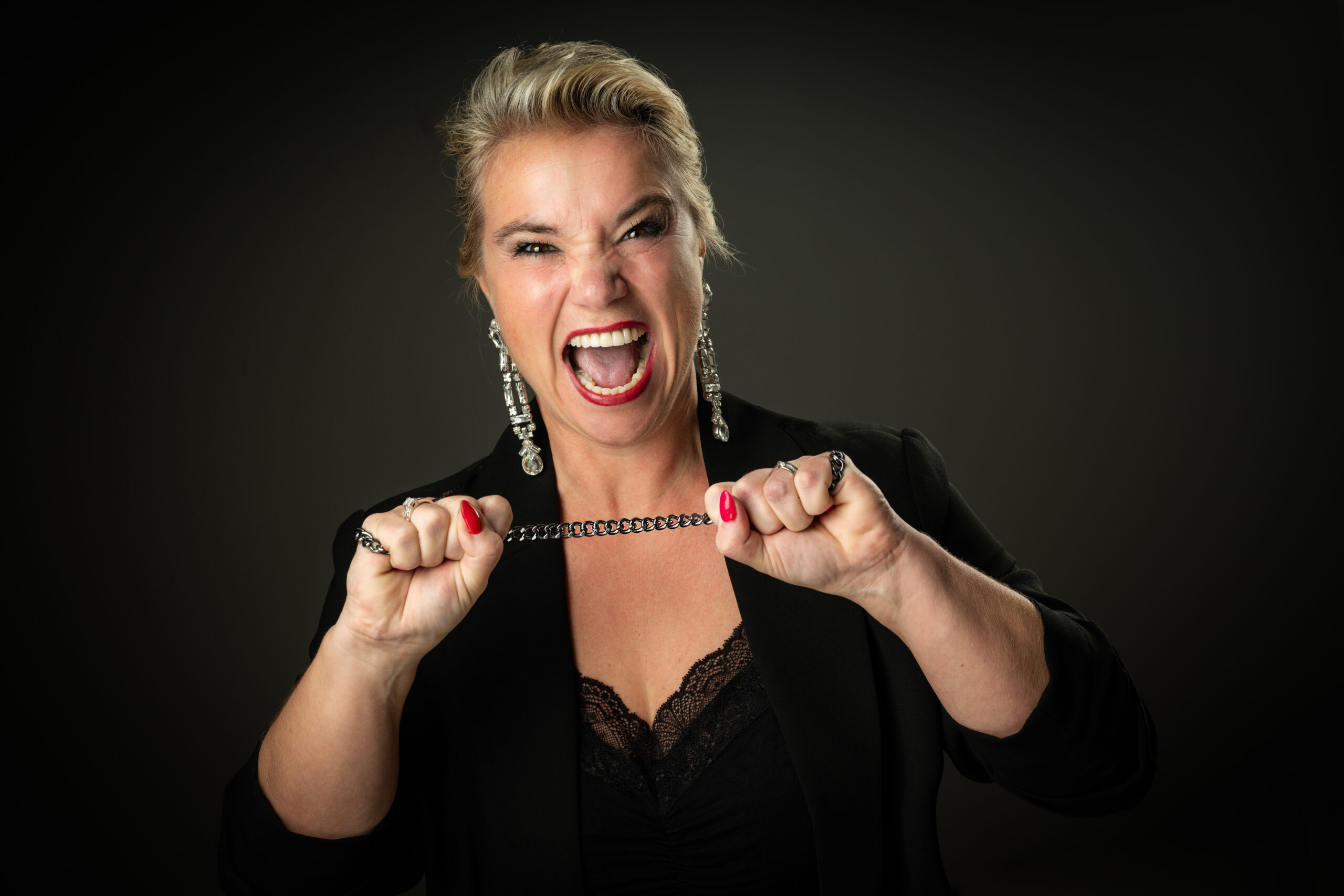 Mrs. Wolf - Tatiana Rombaut